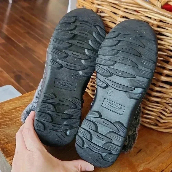 Khombu Iris Winter Snow All Weather Ankle Boots Black Size 7 M - Picture 11 of 15